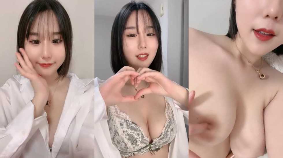 气质甜美!超高颜值短发美女!大姨妈刚走秀一波!性感衬衣掏出柔软奶子,多毛骚穴掰开特写。 气质甜美!超高颜值短发美女!大姨妈刚走秀一波!性感衬衣掏出柔软奶子,多毛骚穴掰开特写。
