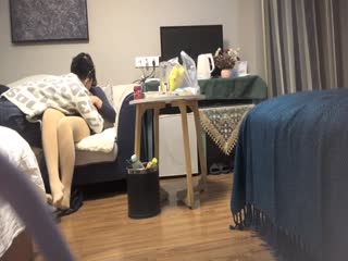风情万种少妇,自己摆着逼求我插入!。 风情万种少妇,自己摆着逼求我插入!。