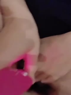 The sexy pink lover takes the initiative to collect semen and sits on it to the extreme to ejaculate into her white pussy.